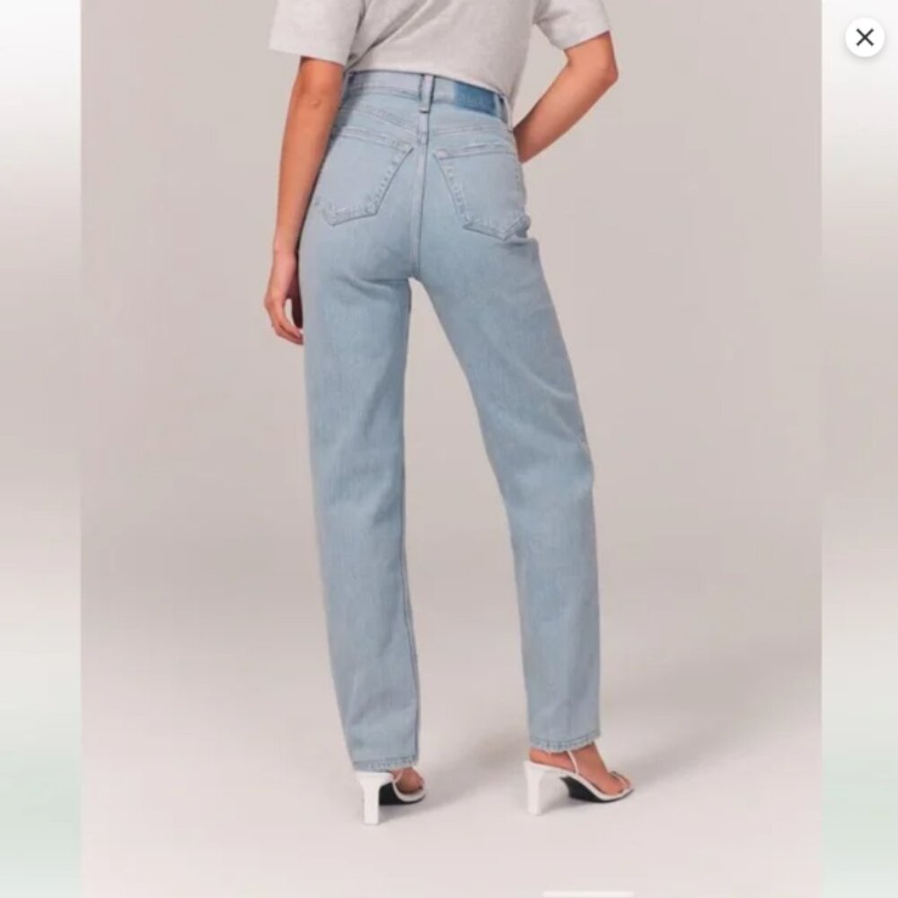 Abercrombie & Fitch Curve Love light wash Dad Jeans w/ Criss Cross Waistband 29 - Picture 2 of 10